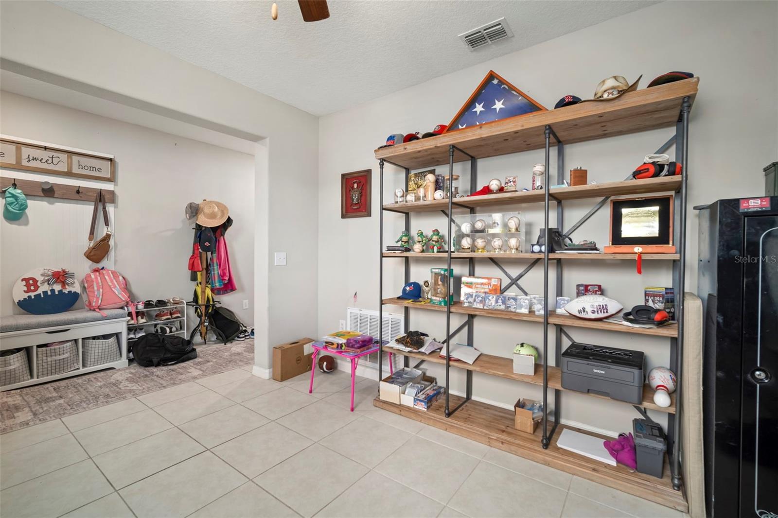 BERRY BAY SUB - Residential Lease
