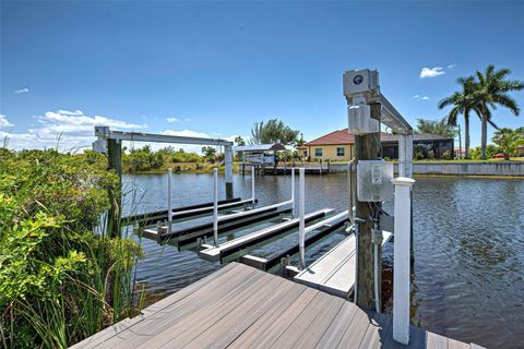 A home in PORT CHARLOTTE