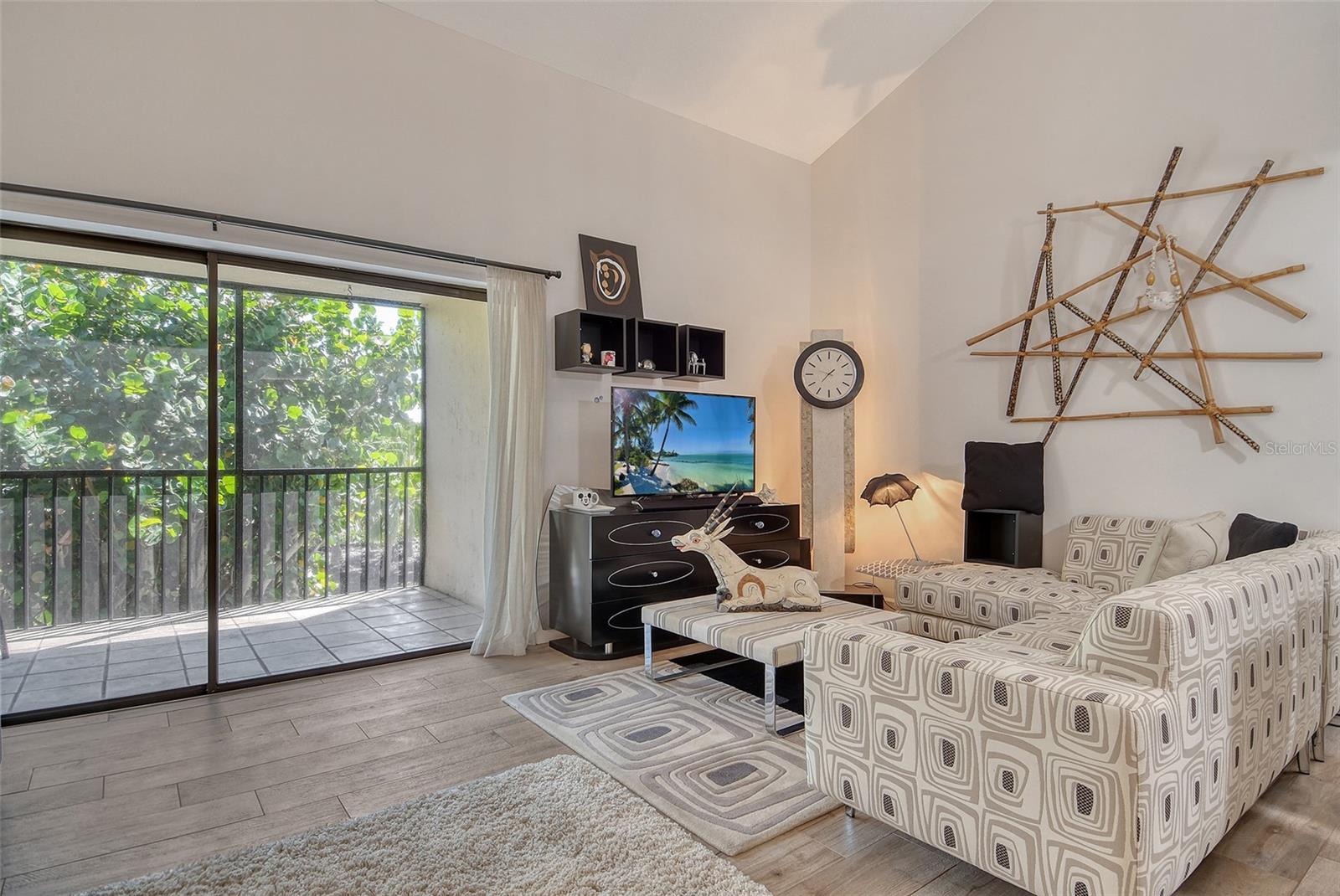 SEAPLACE I - Residential