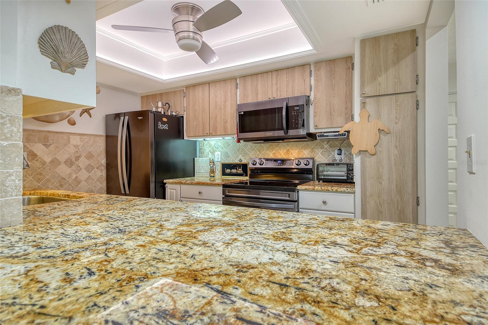 SEAPLACE I - Residential