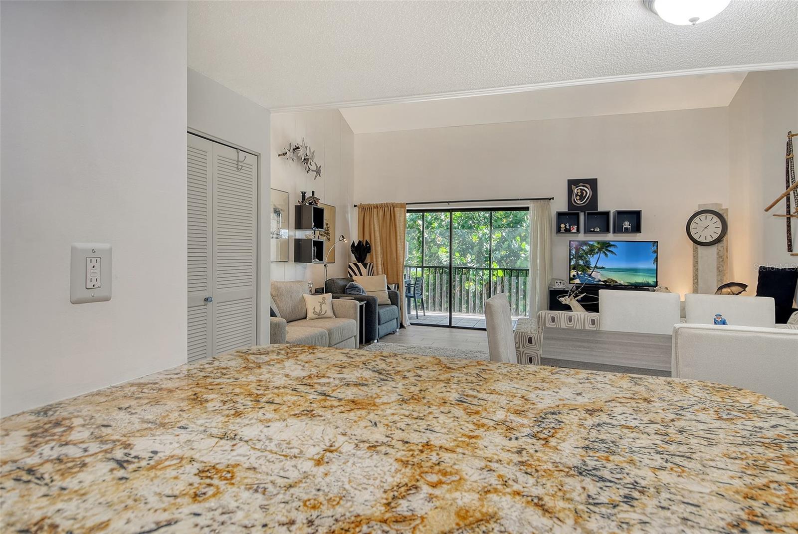 SEAPLACE I - Residential