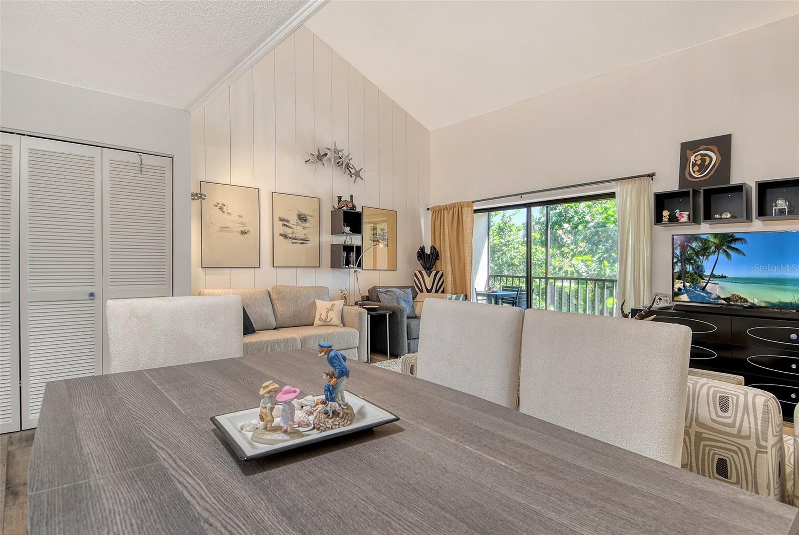 SEAPLACE I - Residential