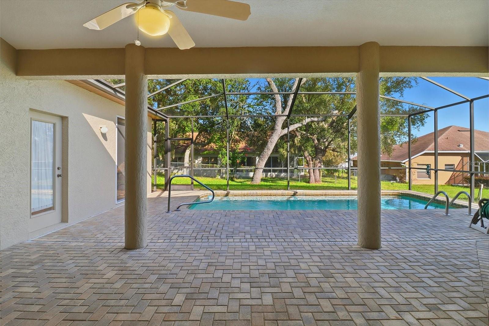 CRYSTAL OAKS EIGHTH ADD - Residential