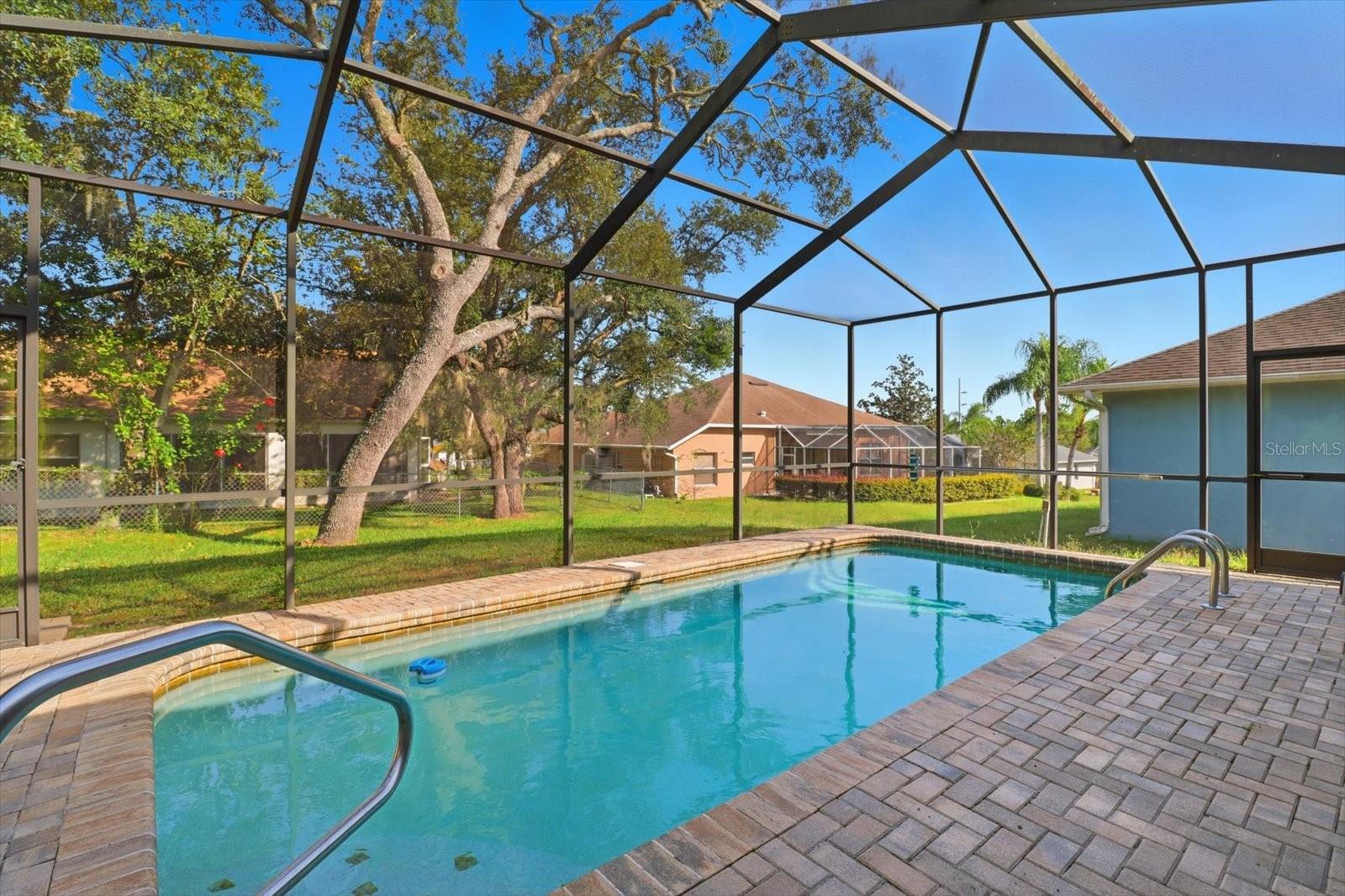 CRYSTAL OAKS EIGHTH ADD - Residential