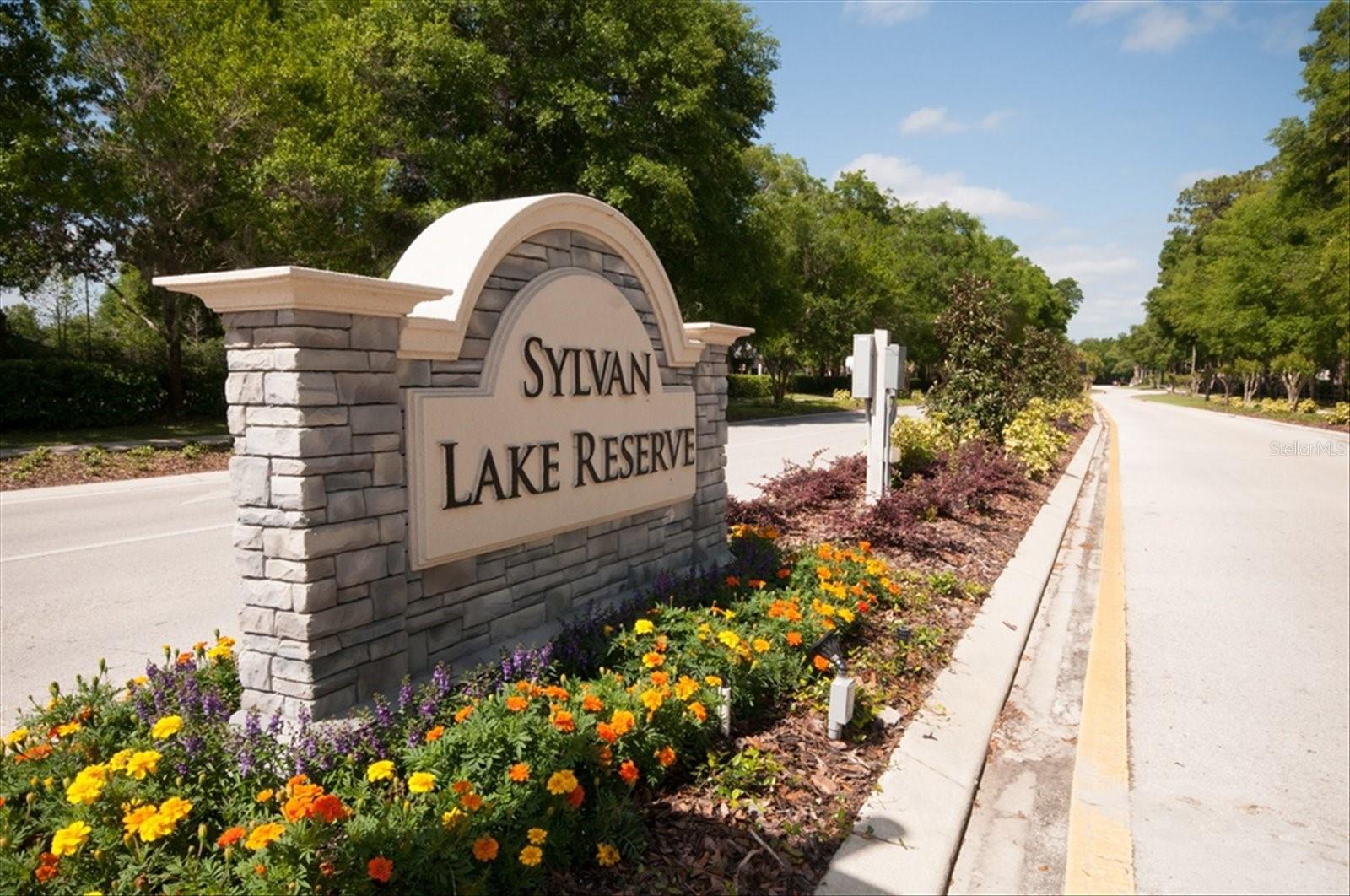 SYLVAN LAKE RESERVE / THE GLADES ON SYLVAN LAKE - Residential