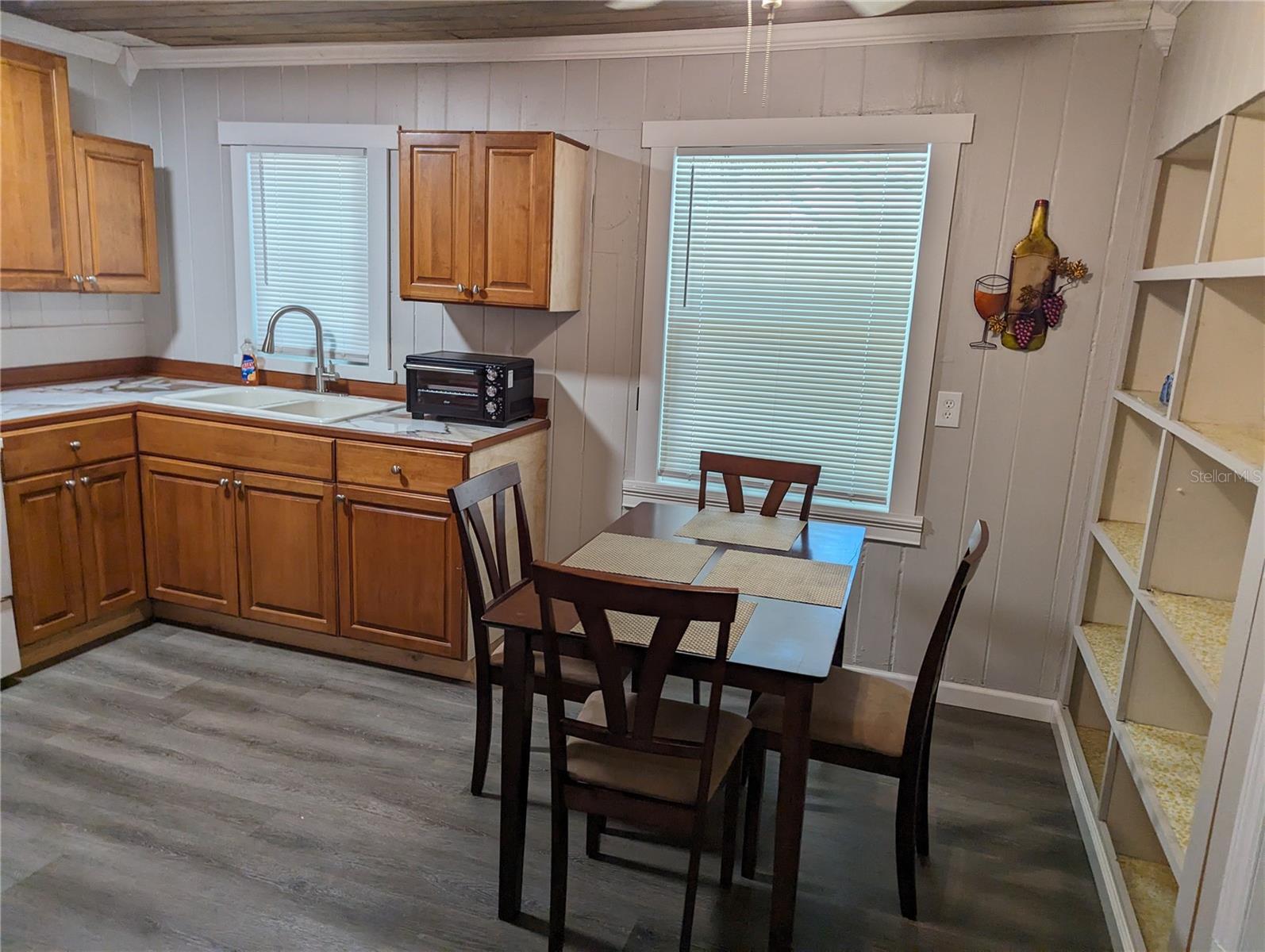 NOKOMIS - Residential Income