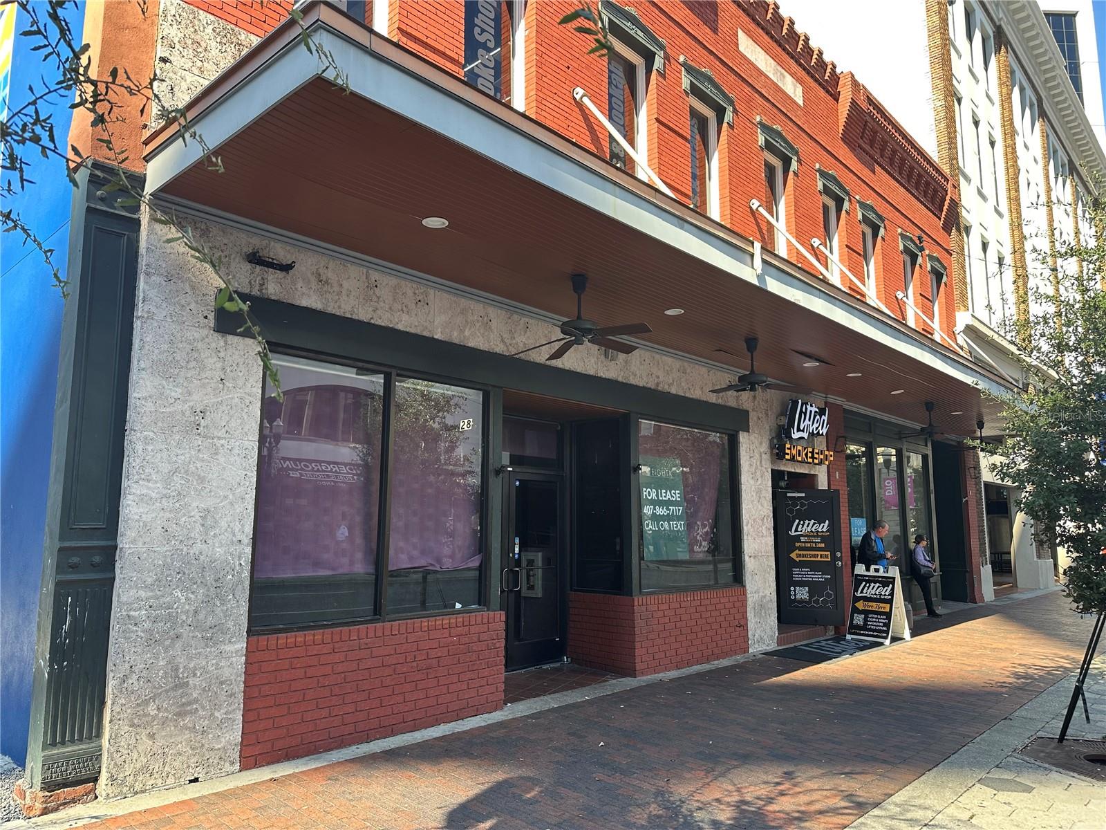 T W SHINES SUB - Commercial Lease