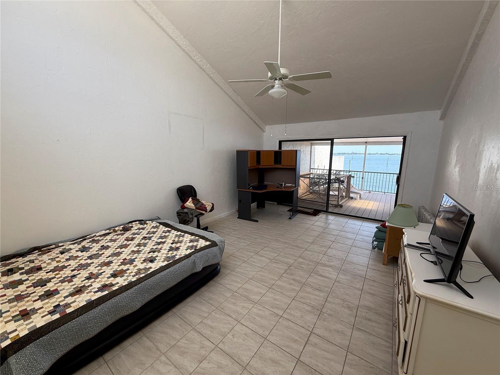 EMERALD POINTE VILLAS PH 02 - Residential