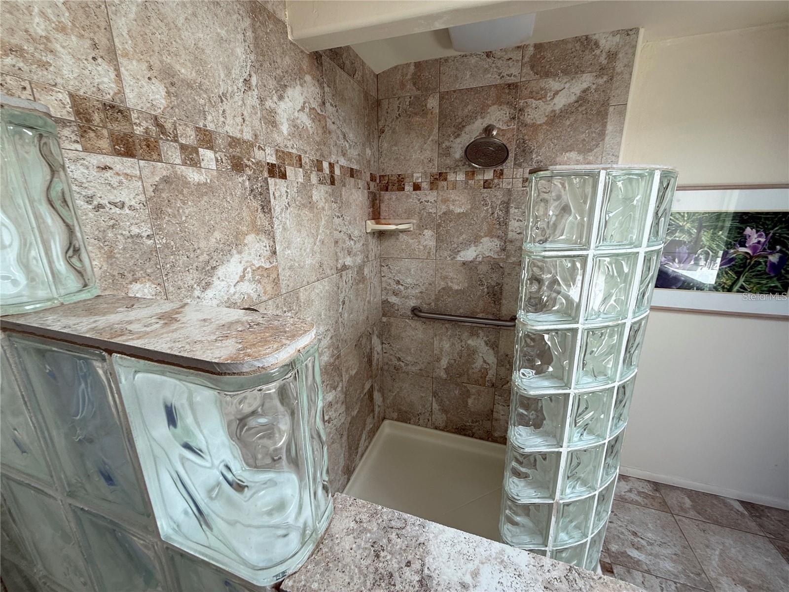 EMERALD POINTE VILLAS PH 02 - Residential