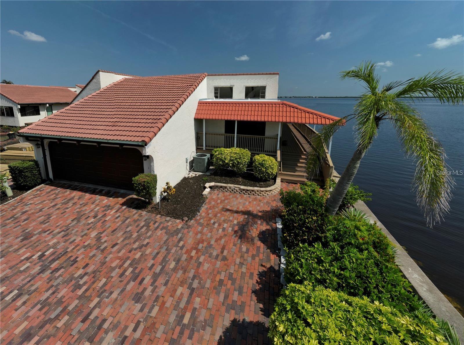 EMERALD POINTE VILLAS PH 02 - Residential