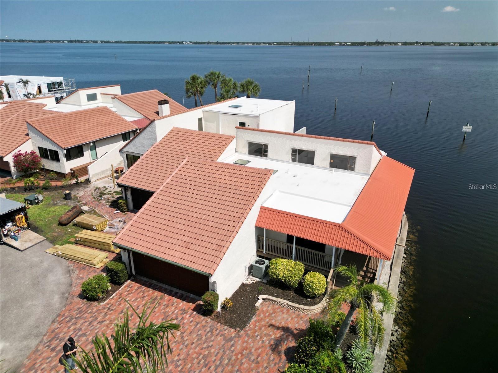 EMERALD POINTE VILLAS PH 02 - Residential