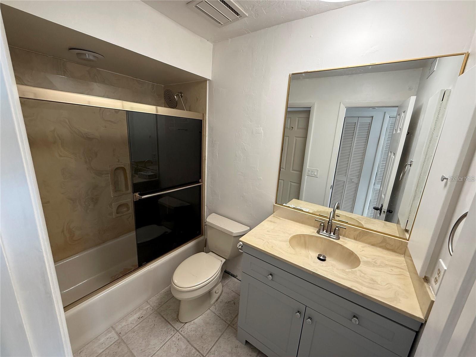 EMERALD POINTE VILLAS PH 02 - Residential