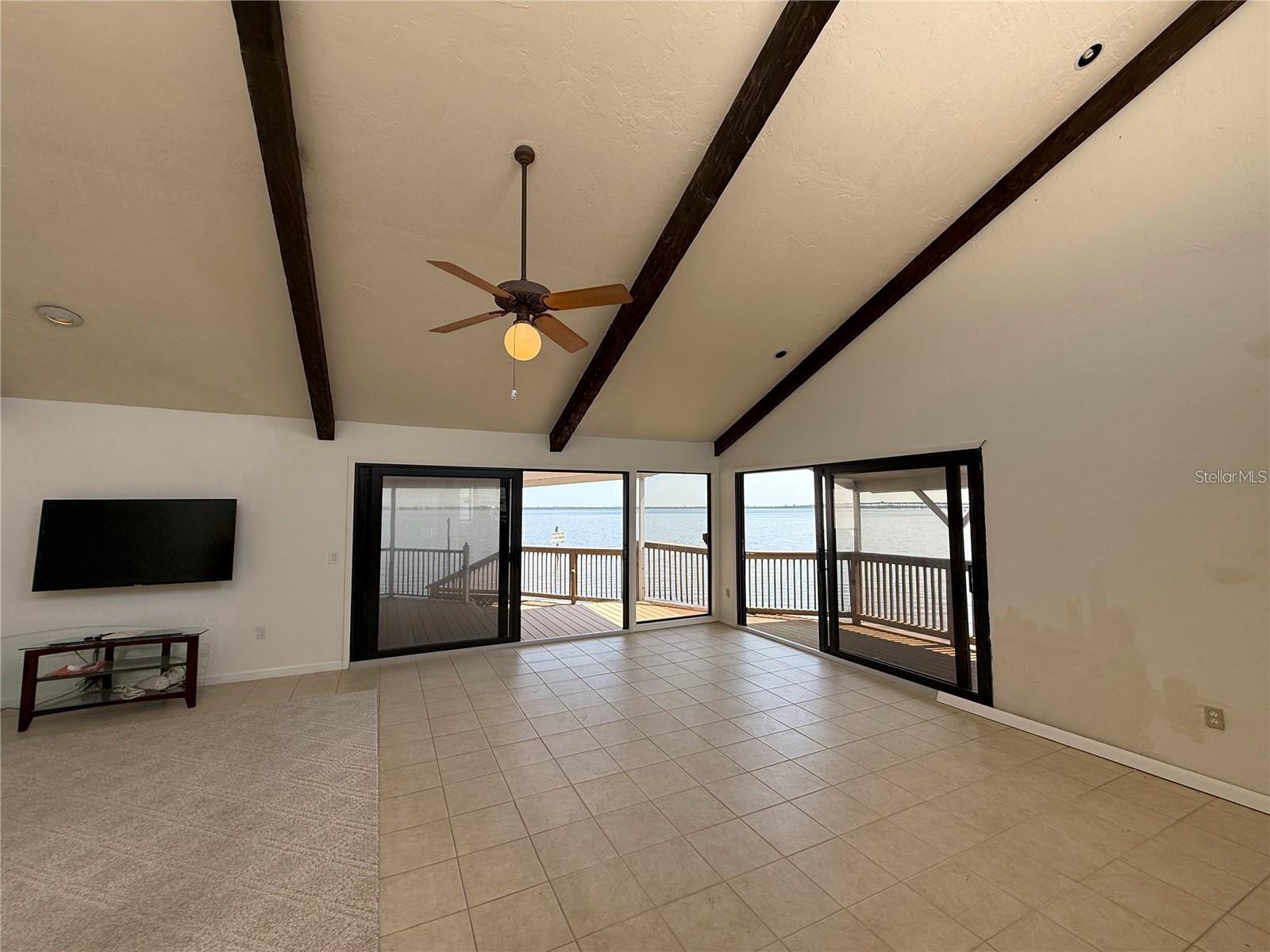 EMERALD POINTE VILLAS PH 02 - Residential