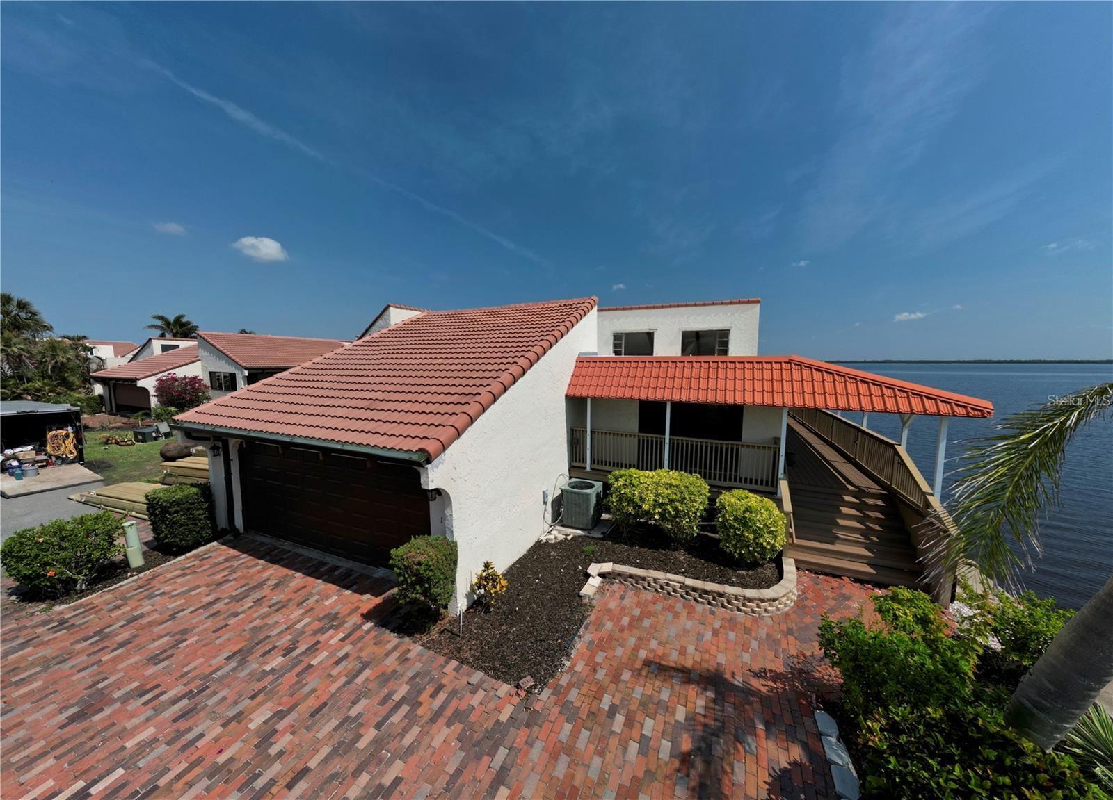 EMERALD POINTE VILLAS PH 02 - Residential