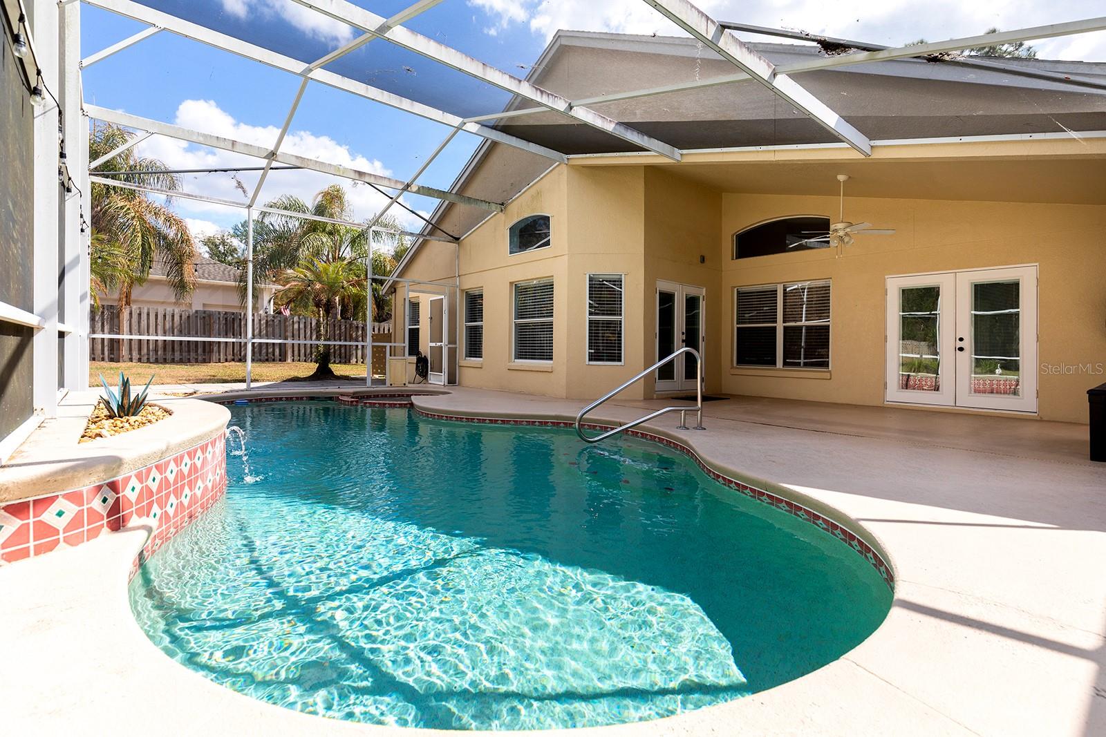 THE GLADES ON SYLVAN LAKE - Residential