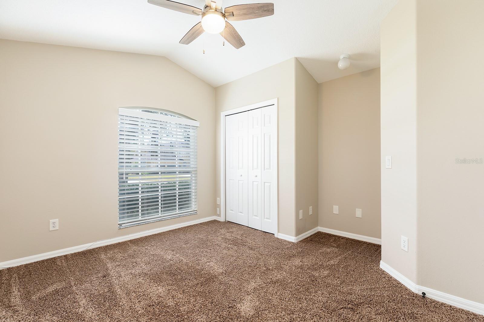 THE GLADES ON SYLVAN LAKE - Residential