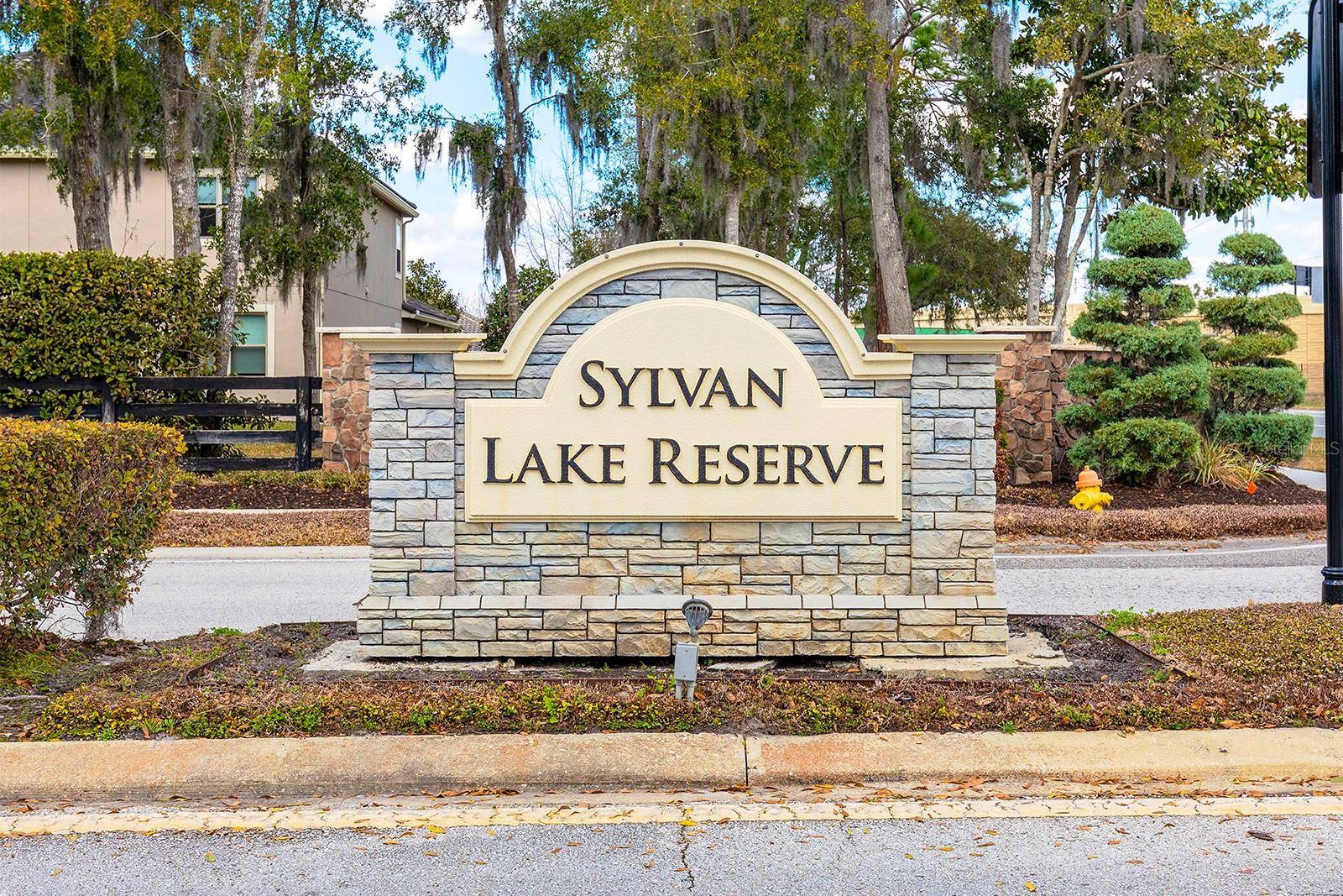 THE GLADES ON SYLVAN LAKE - Residential