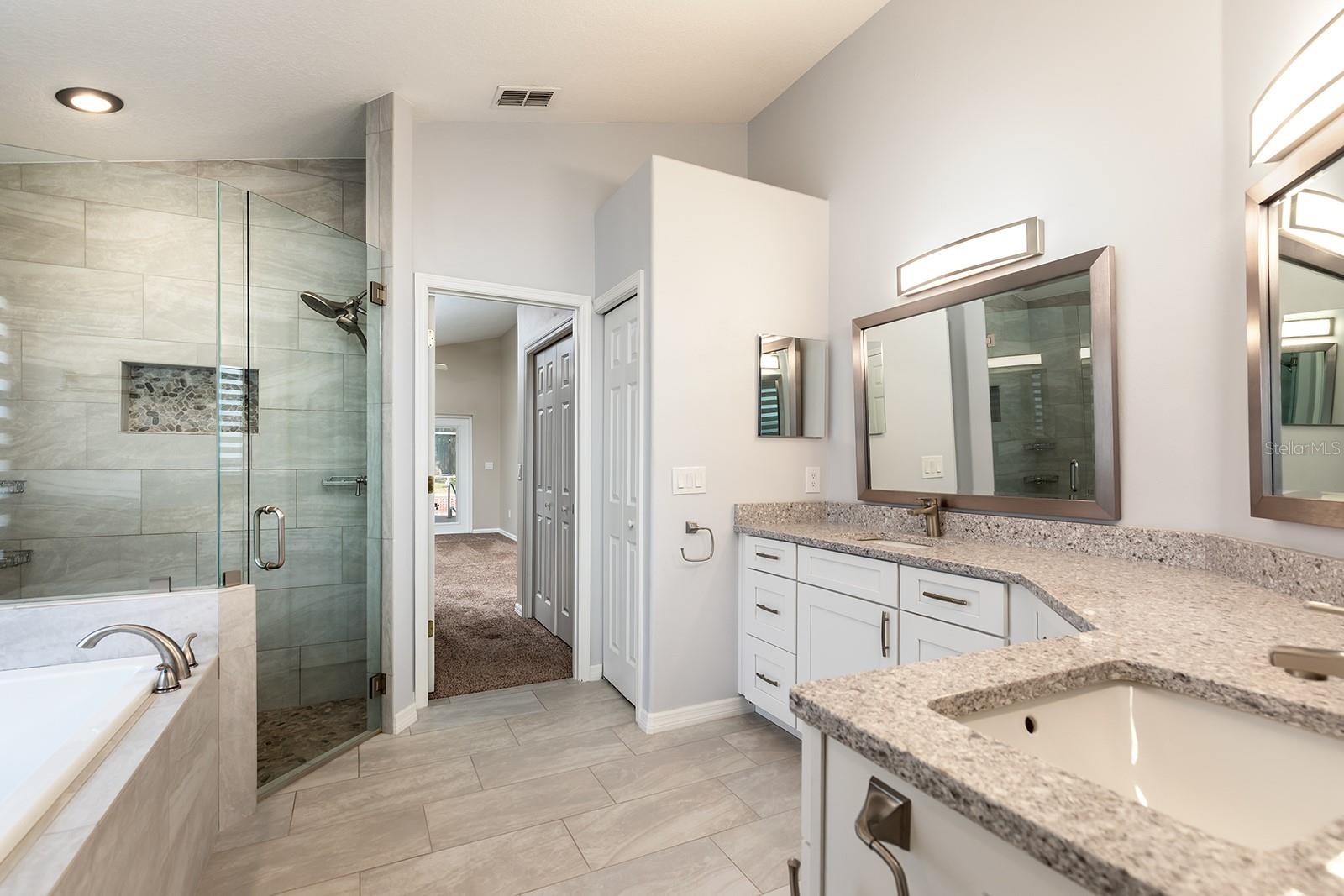 THE GLADES ON SYLVAN LAKE - Residential