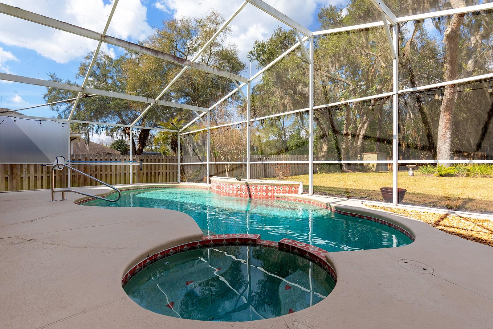 THE GLADES ON SYLVAN LAKE - Residential