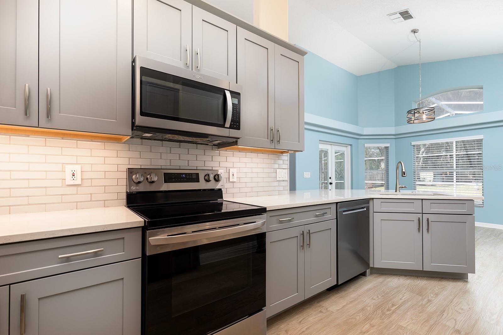 THE GLADES ON SYLVAN LAKE - Residential