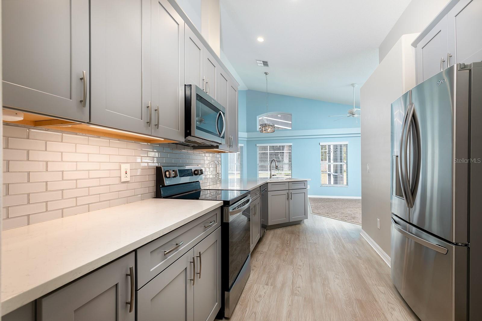 THE GLADES ON SYLVAN LAKE - Residential