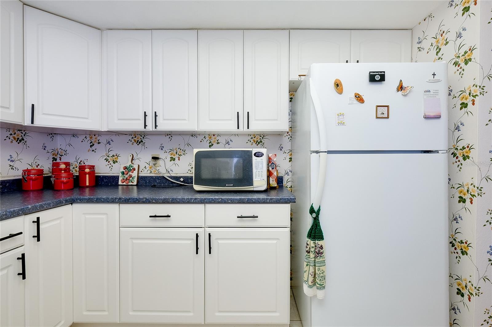 CIRCLE WOODS OF VENICE 1 - Residential