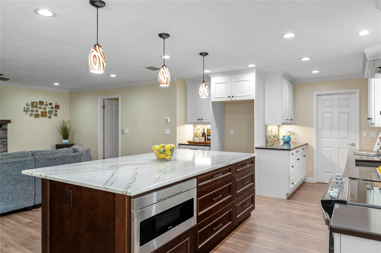 LA FLORESTA UNIT 2 - Residential