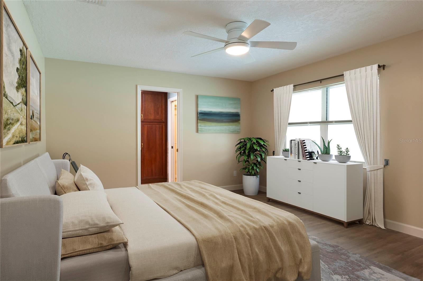 LA FLORESTA UNIT 2 - Residential