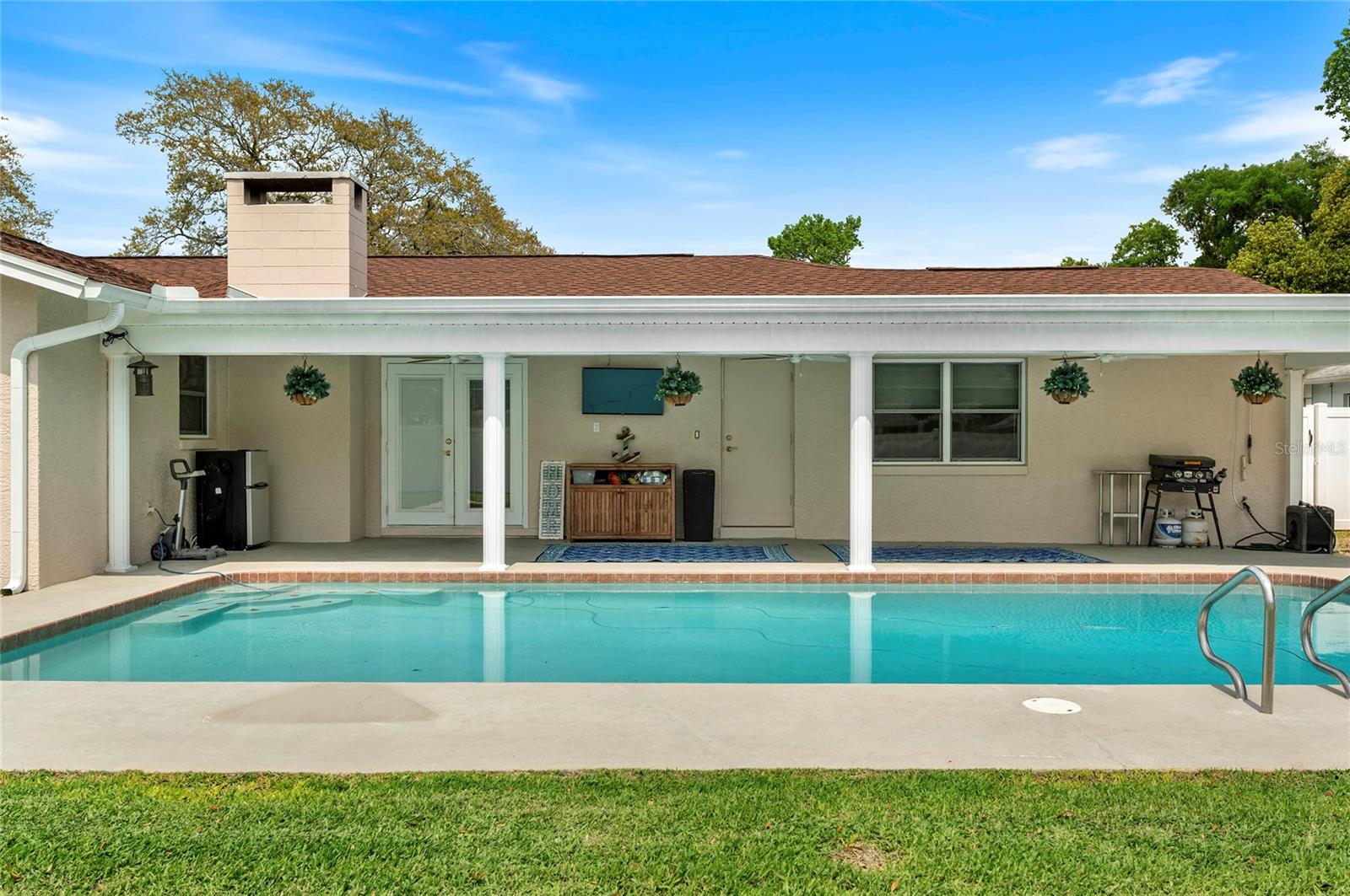 LA FLORESTA UNIT 2 - Residential