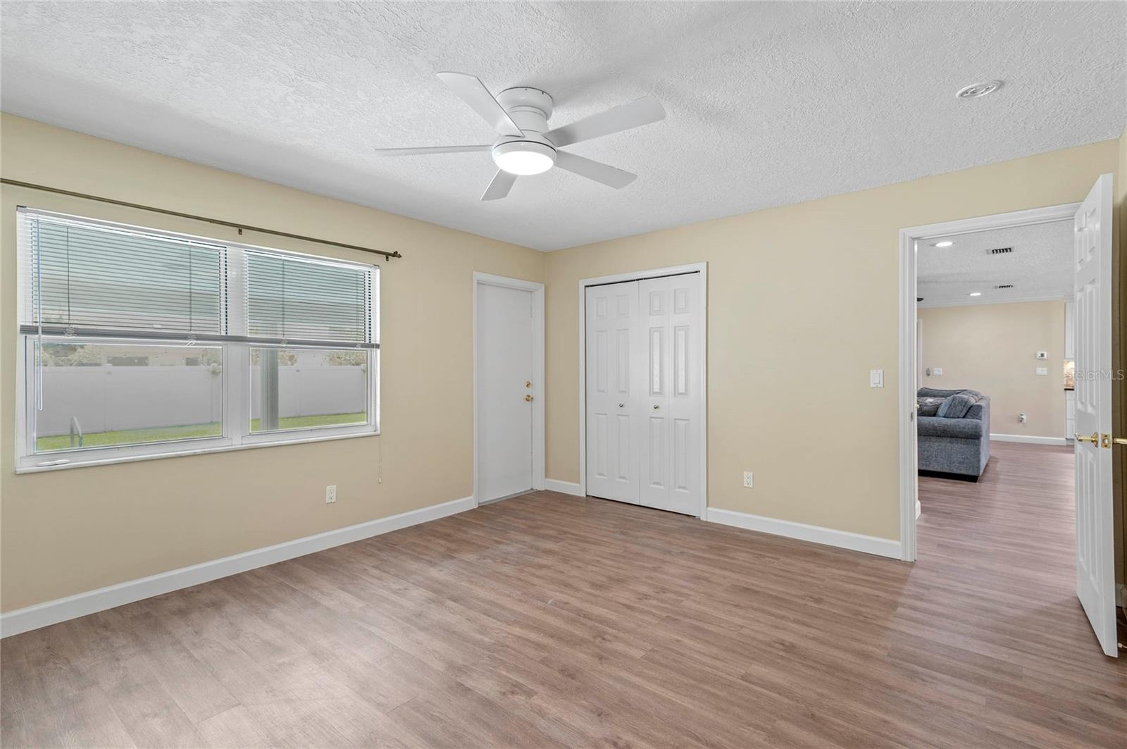 LA FLORESTA UNIT 2 - Residential