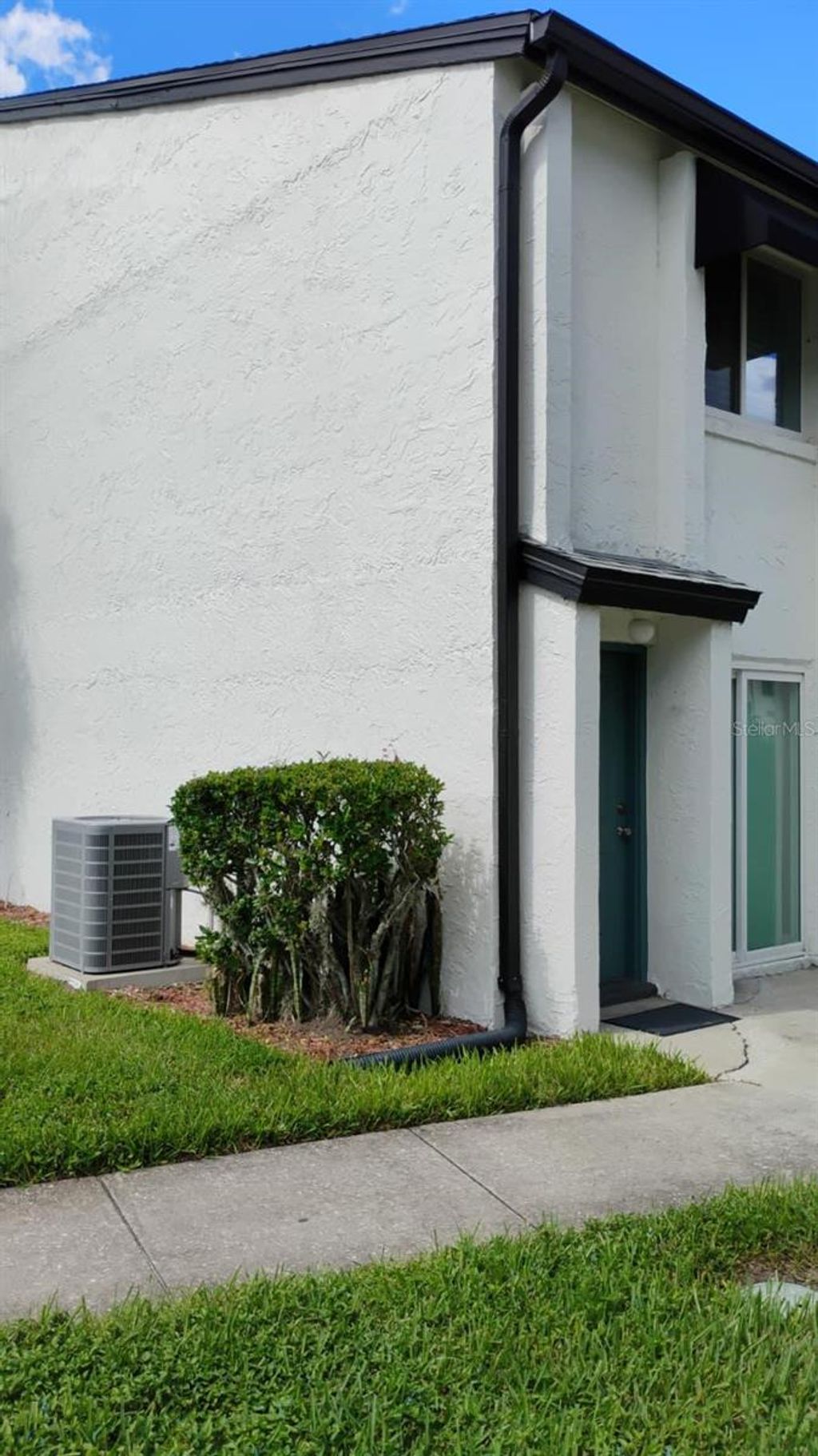 Photo of 4211 S Semoran Boulevard #1, Orlando, FL 32822 (MLS # S5140333)