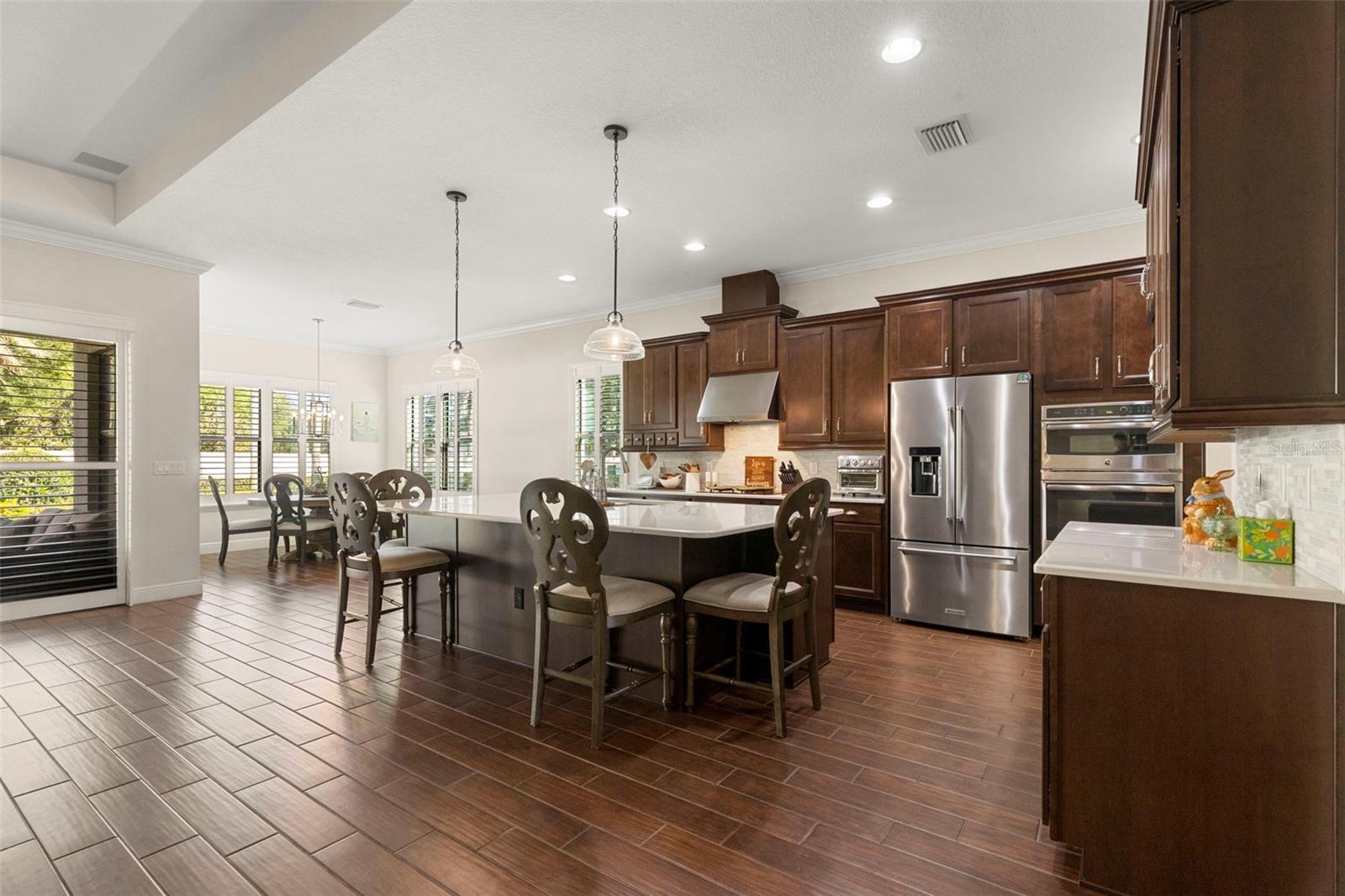 5134 LAKECASTLE DRIVE
