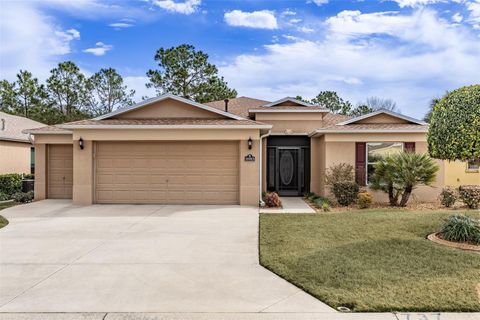 Photo of 16063 SW 14th Avenue Road, Ocala, FL 34473 (MLS # OM718979)