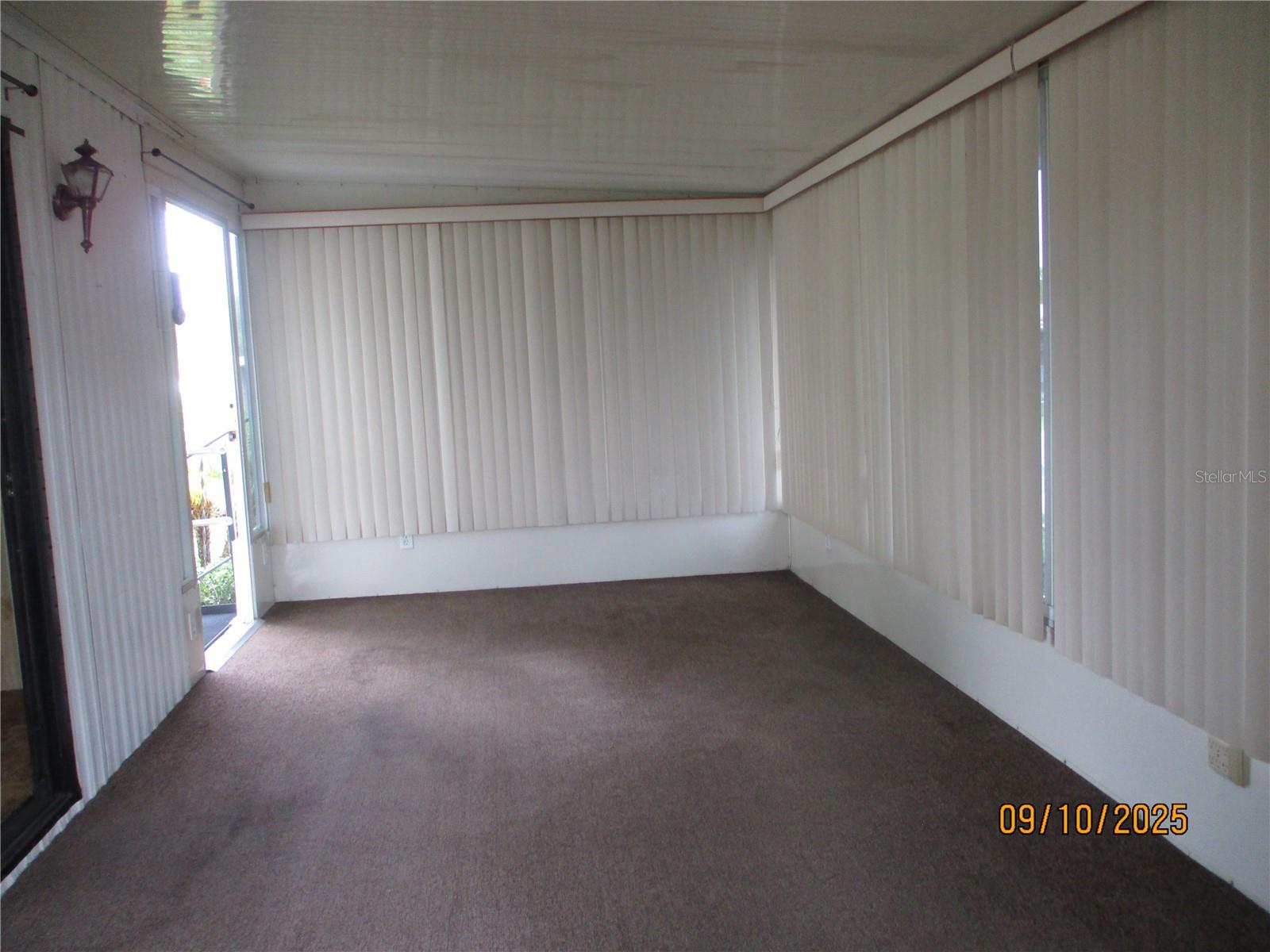 TAVARES LAKE FRANCES ESTATES - Residential