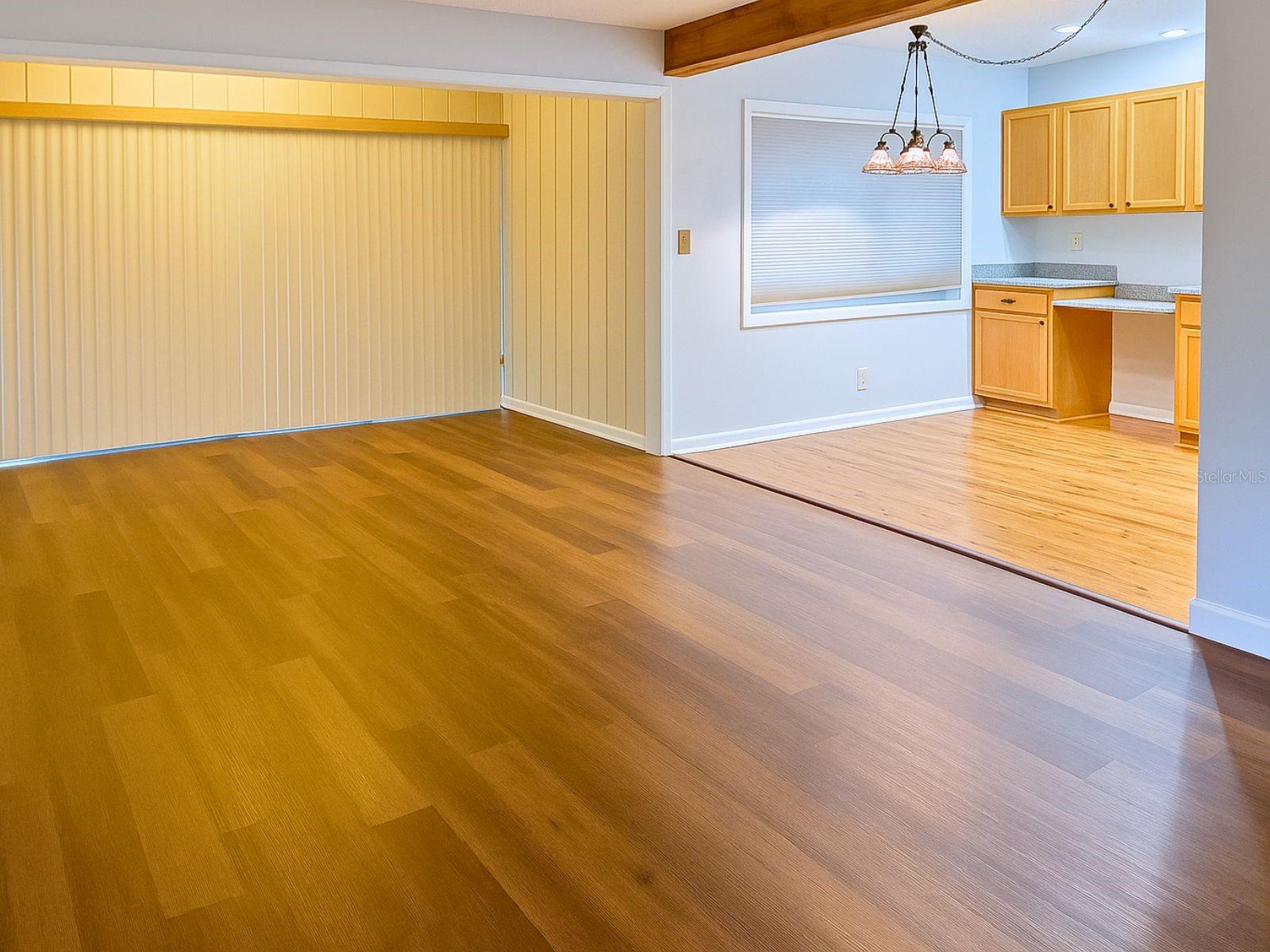 CROWN OAKS - Residential