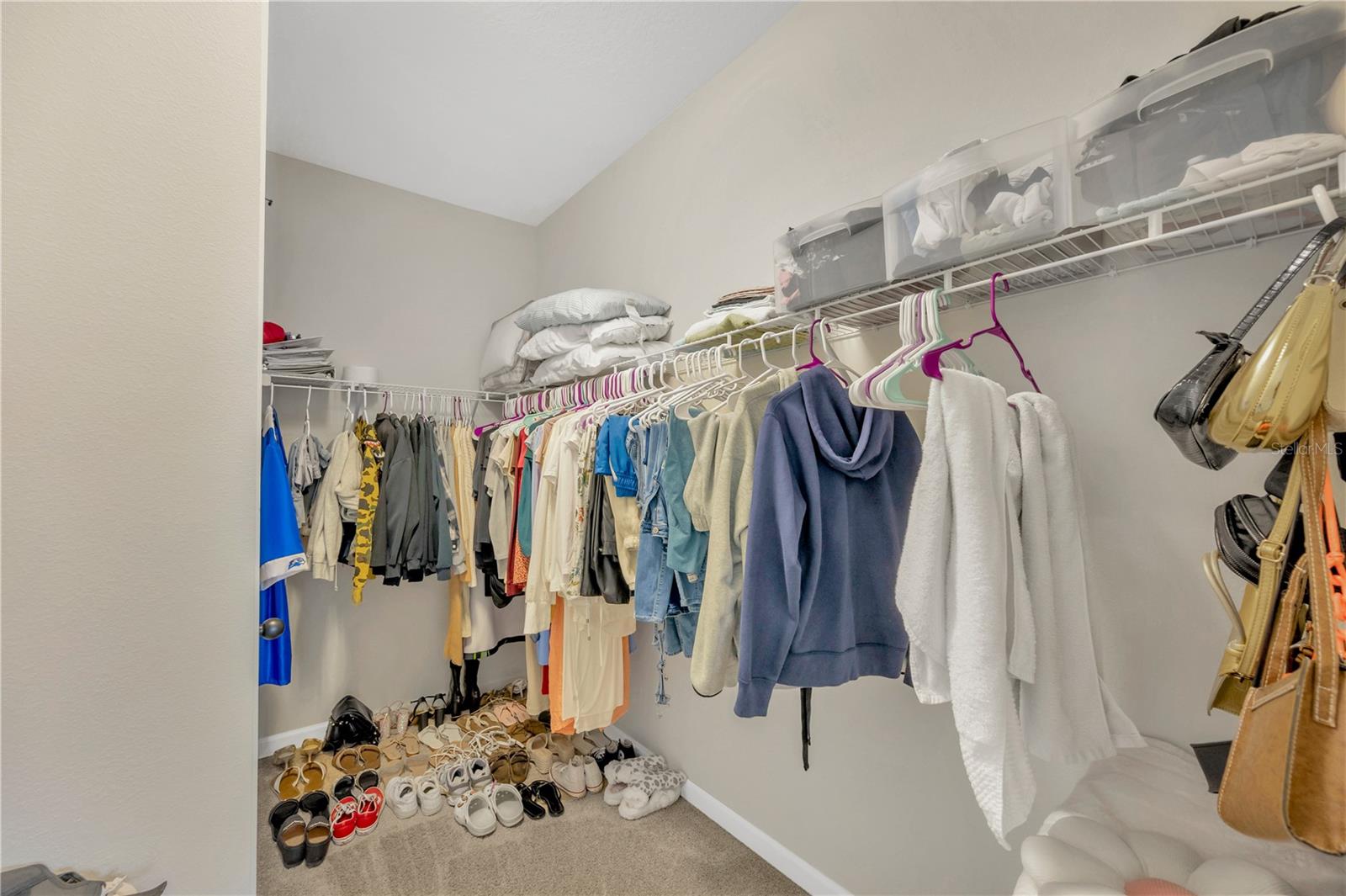 MEADOWGROVE - Residential