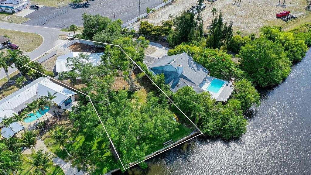 Photo of 2103 Lusitania Drive, Sarasota, FL 34231 (MLS # A4696955)