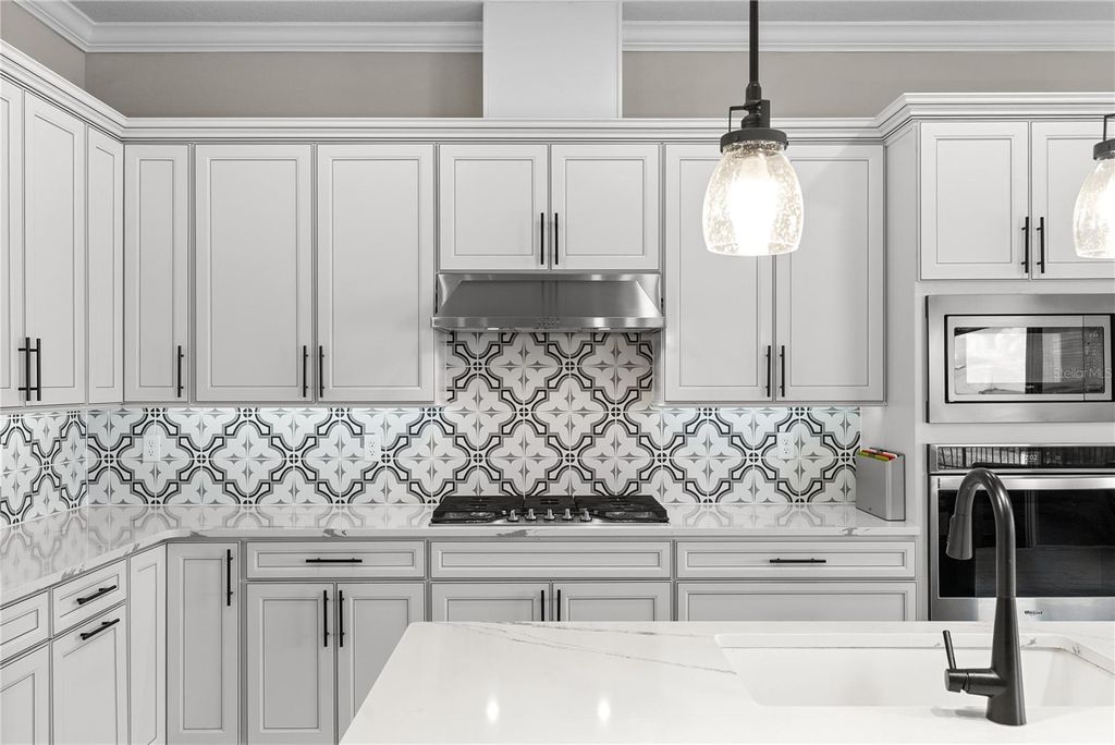 Photo of 13871 Destin Beach Lane, Orlando, FL 32827 (MLS # O6401042)