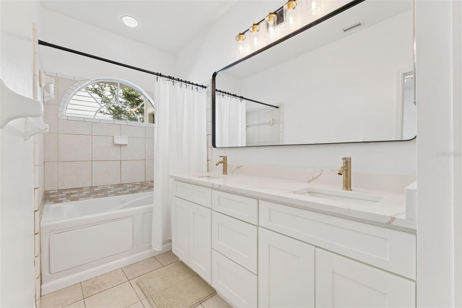 CHARLESTON PARK PH 1 AT FLETCHERS MILL - Residential Lease