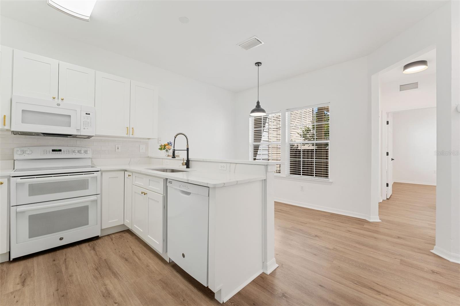 CHARLESTON PARK PH 1 AT FLETCHERS MILL - Residential Lease