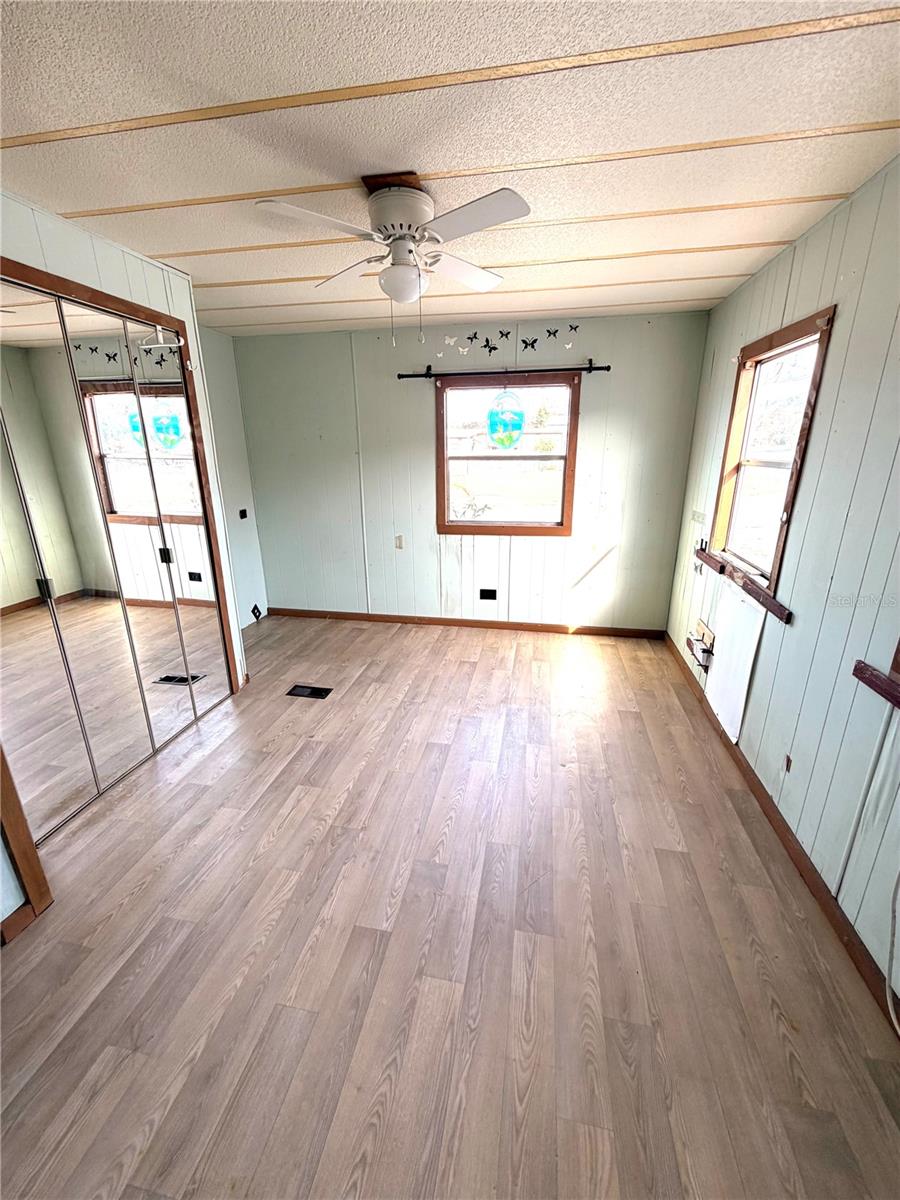 EAST COVE UNIT 03 UNREC - Residential