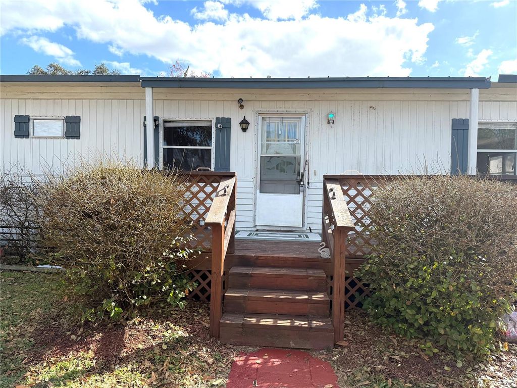 Photo of 10315 E Pike Drive, Inverness, FL 34450 (MLS # TB8471383)