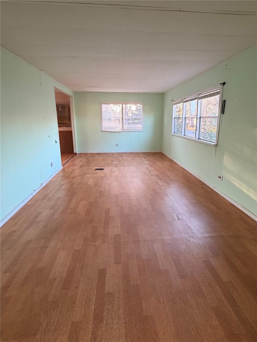 EAST COVE UNIT 03 UNREC - Residential