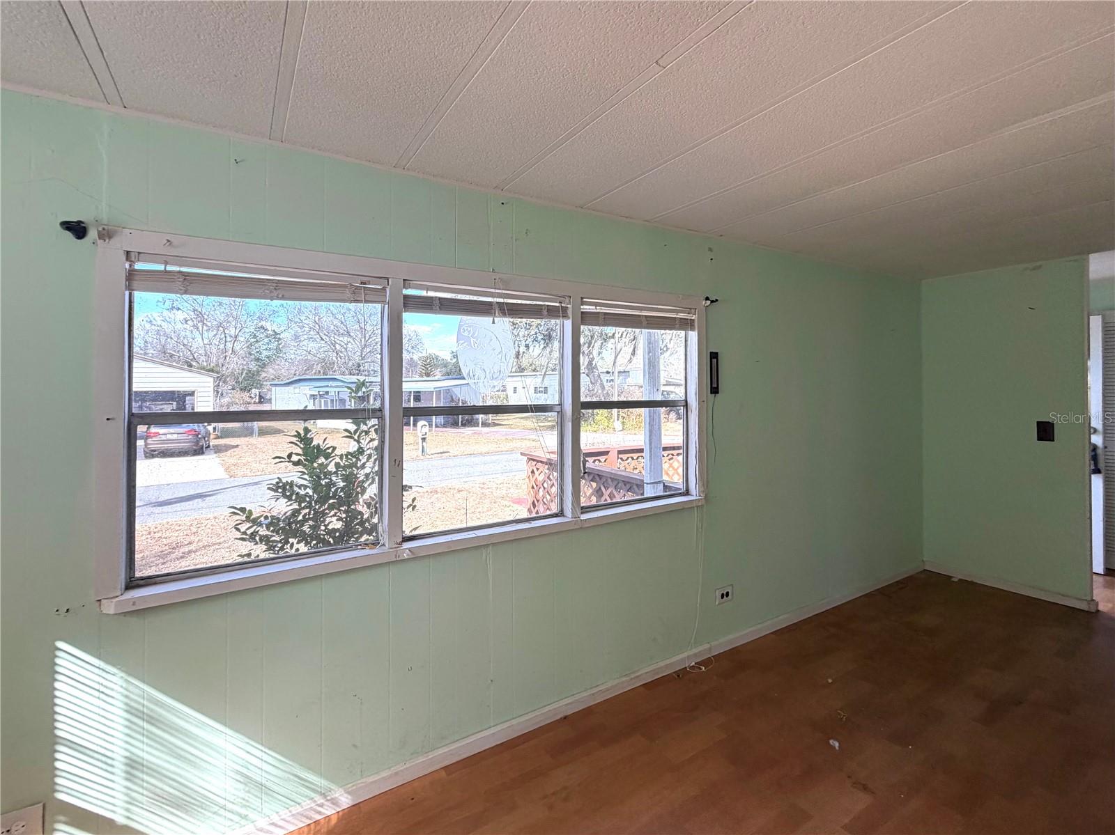 EAST COVE UNIT 03 UNREC - Residential