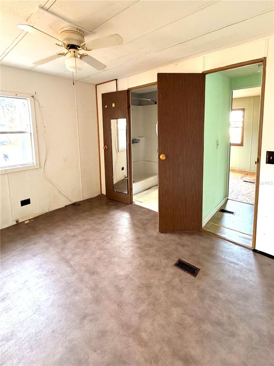 EAST COVE UNIT 03 UNREC - Residential