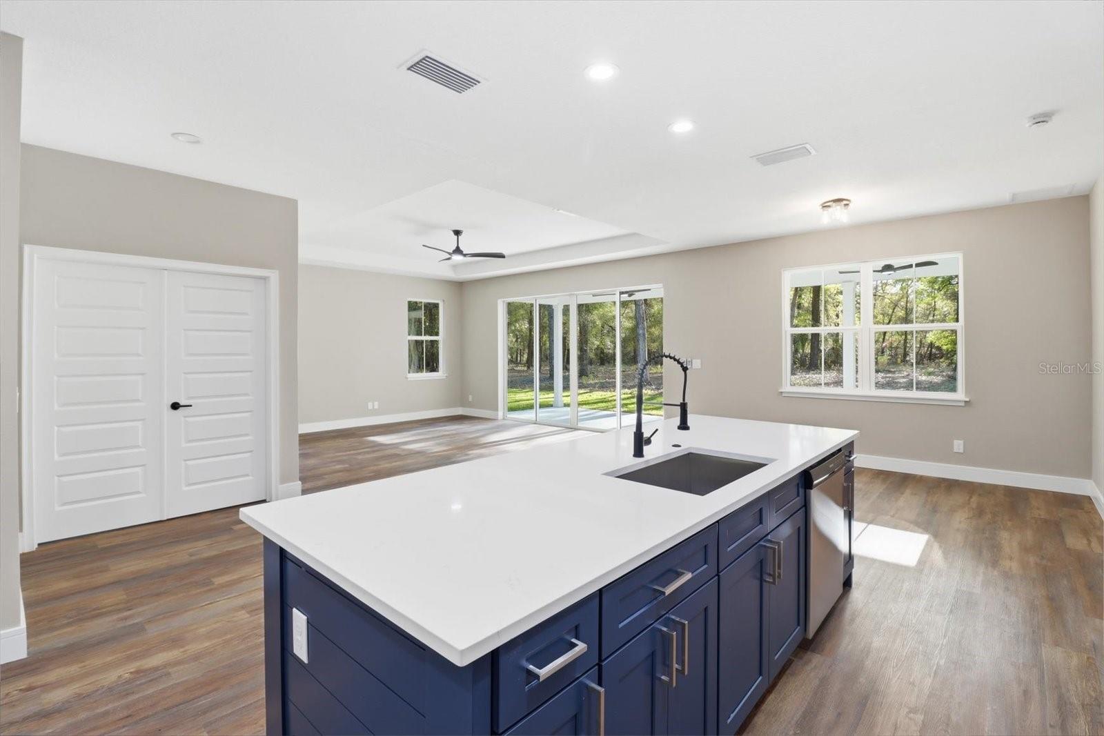 RAINBOW SPGS 05 REP - Residential