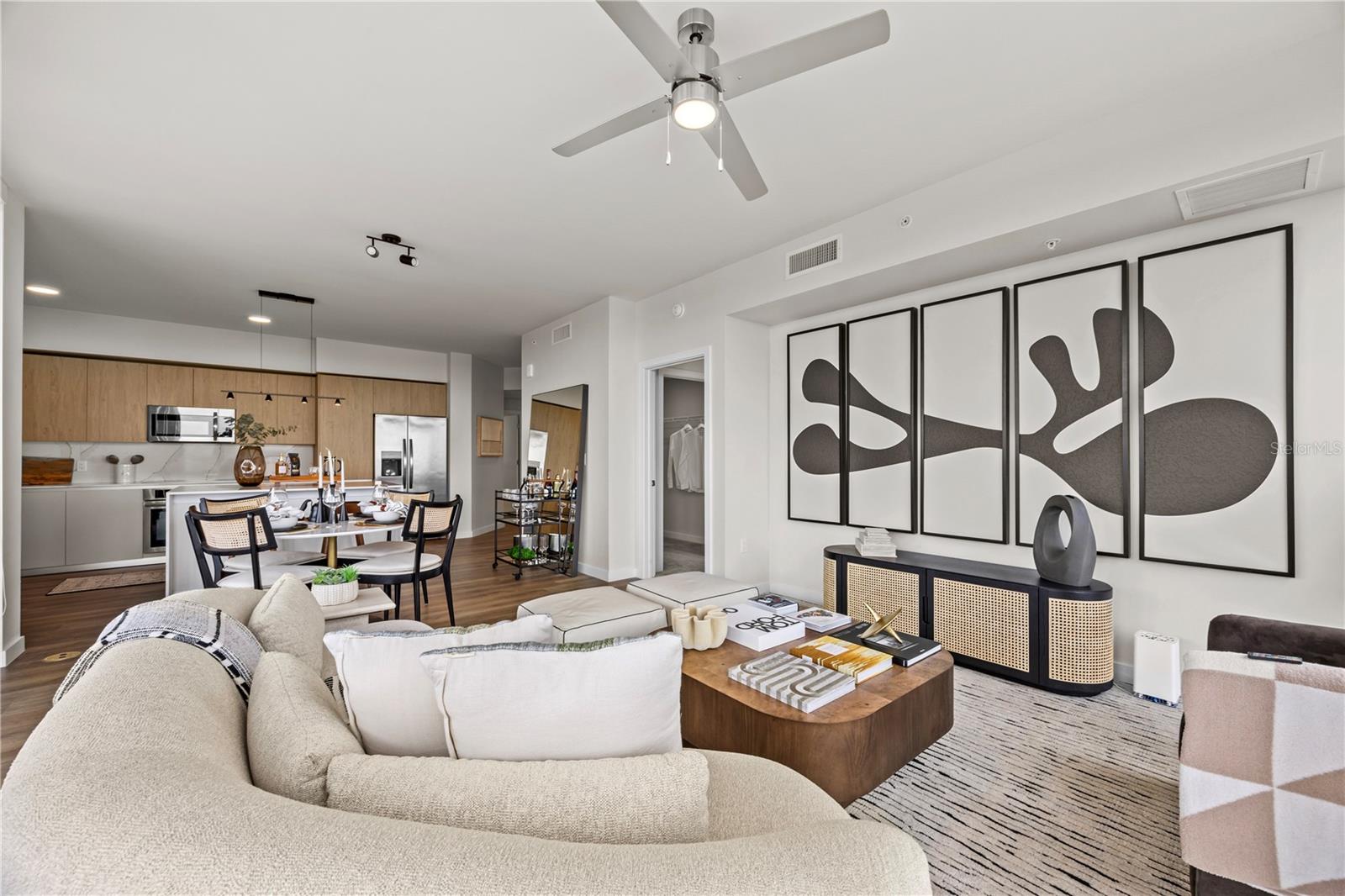 CLARKE'S SUB - AER TAMPA - Residential Lease