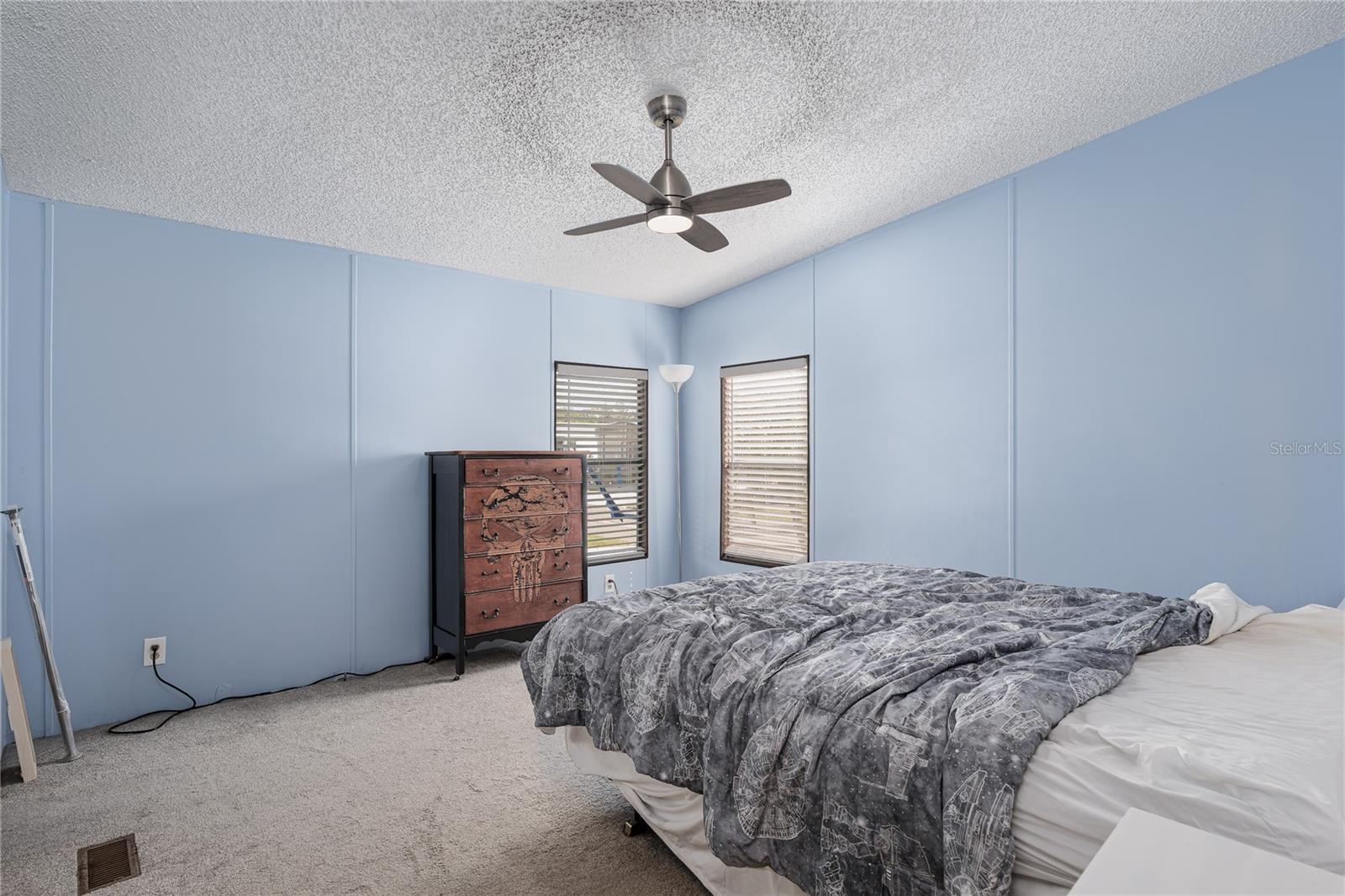 SHADOW BROOK MOBILE HOME - Residential