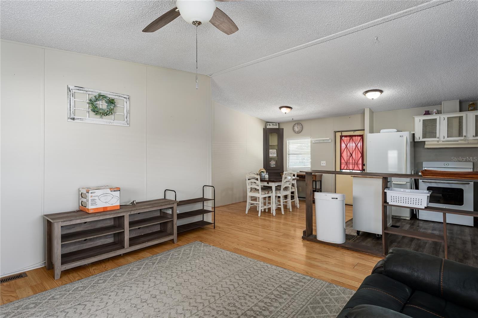 SHADOW BROOK MOBILE HOME - Residential