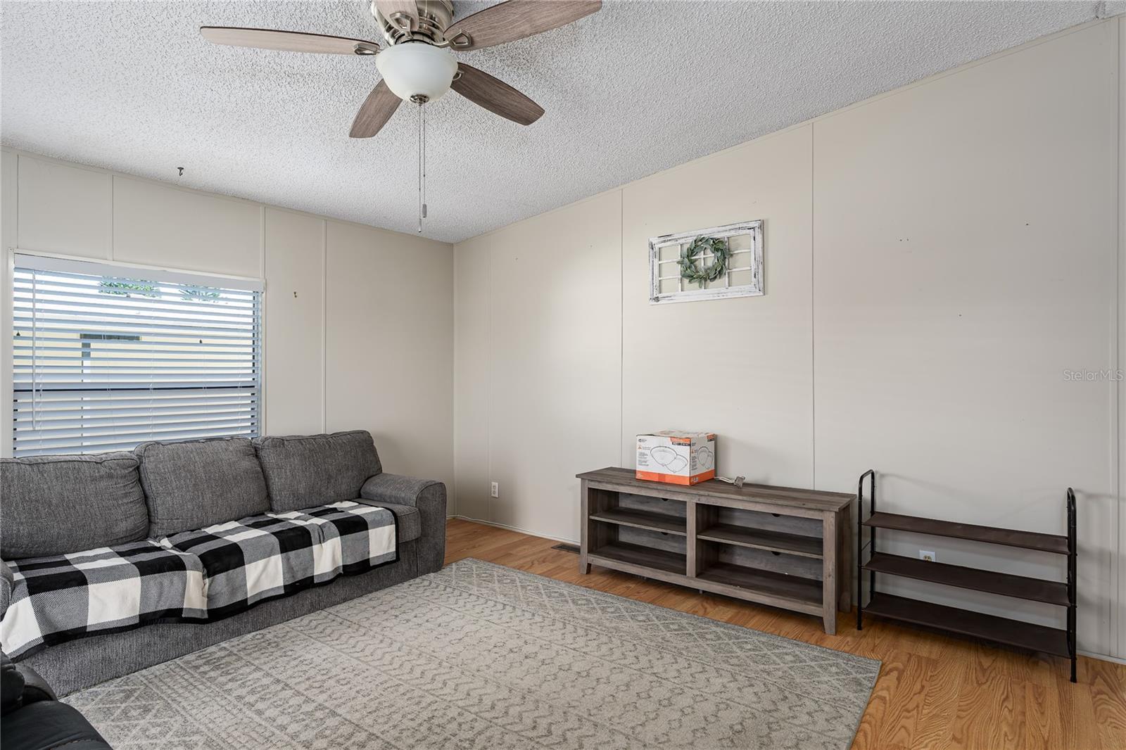 SHADOW BROOK MOBILE HOME - Residential